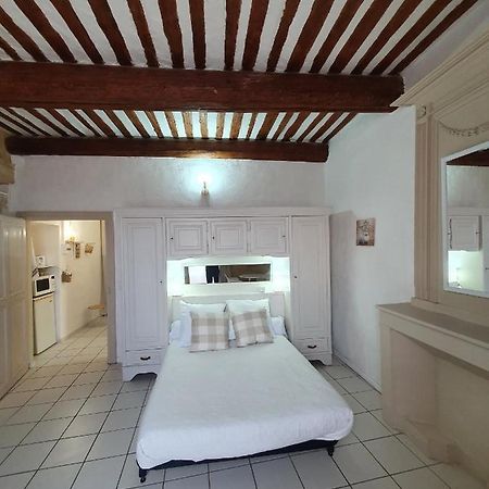 Suite Parentale Castillon Du Gard Esterno foto