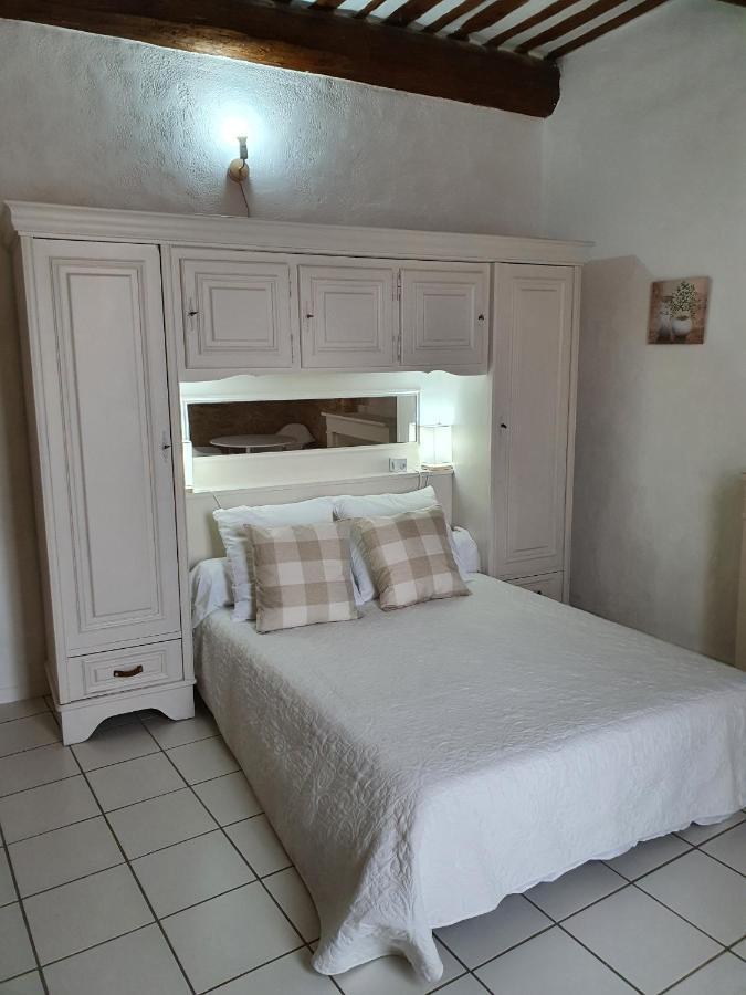 Suite Parentale Castillon Du Gard Esterno foto